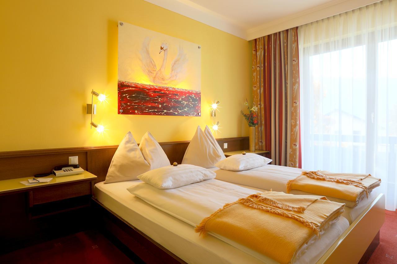 Hotel Zanker Dobriach Ngoại thất bức ảnh